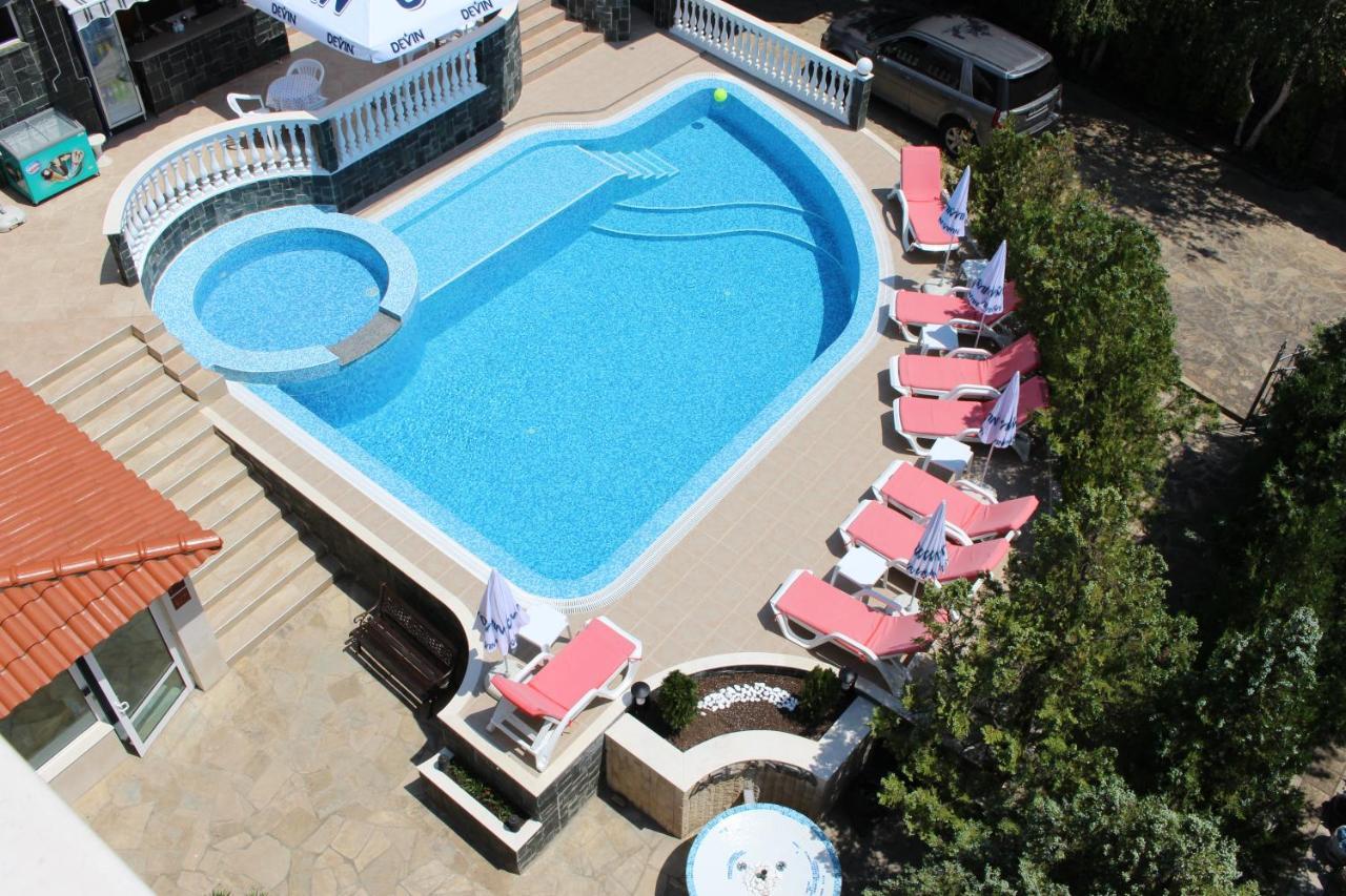 Arlanda Hotel Sveti Vlas Exterior foto